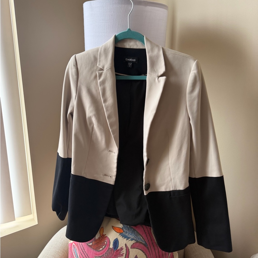 Bebe Two-Tone Black and Cream Blazer